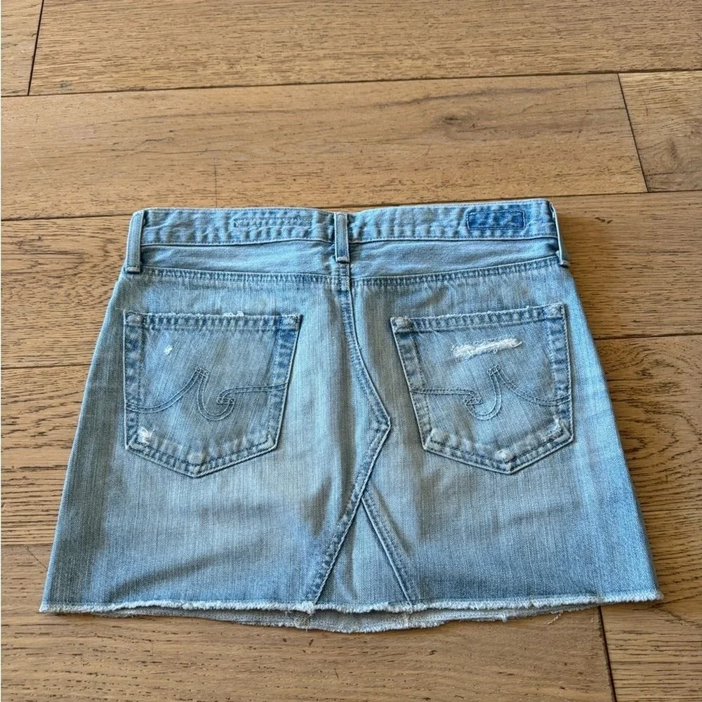 AG Adriano Goldschmied Box Skirt Distressed Denim Mini Skirt Light Wash 27 (941)